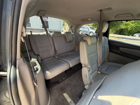 Used 2011 Honda Odyssey EX-L image 17