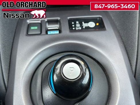 Used 2025 Nissan Leaf S image 16