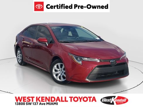 Certified 2024 Toyota Corolla LE FWD image 1