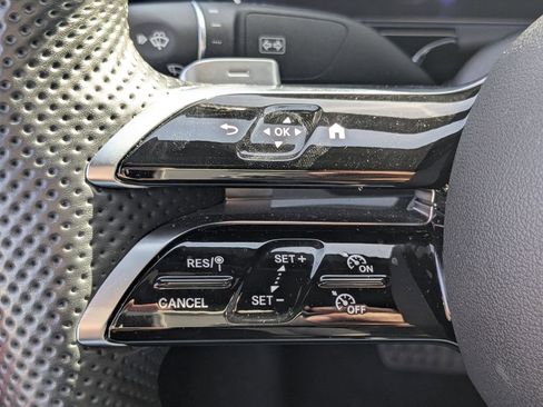 Used 2023 Mercedes-Benz E 450 Cabriolet image 12