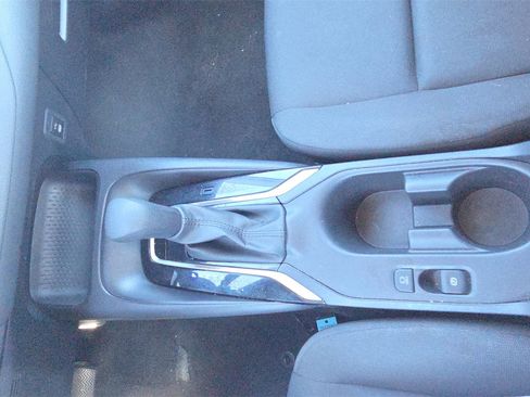 Used 2024 Toyota Corolla LE image 30