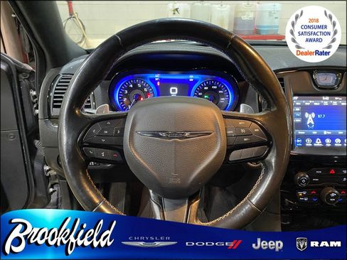 Used 2019 Chrysler 300 S image 26