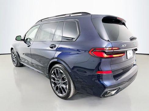 Used 2027 BMW X7 xDrive40i w/ M Sport Package AWD/4WD image 7