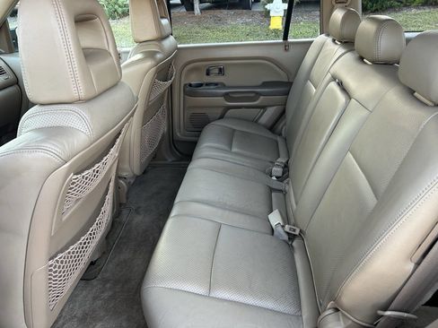 Used 2004 Honda Pilot EX image 13