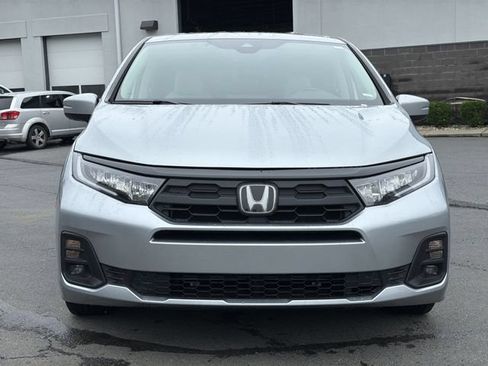 Used 2025 Honda Odyssey EX-L image 16