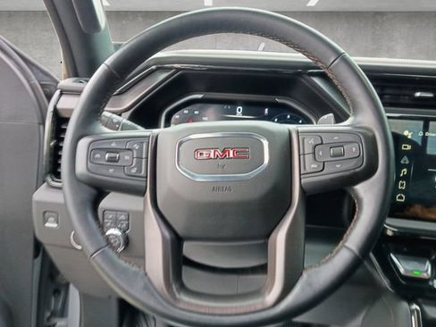 Used 2024 GMC Sierra 1500 AT4 w/ Technology Package AWD/4WD image 21