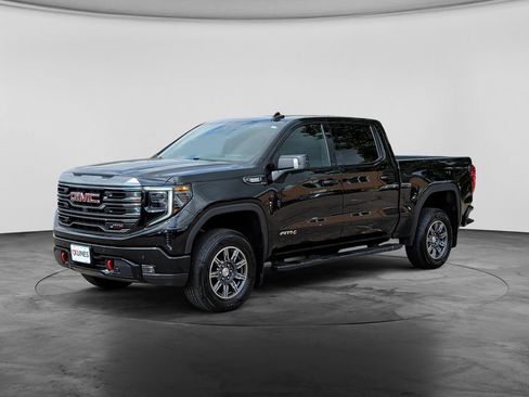 Used 2024 GMC Sierra 1500 AT4 w/ Technology Package AWD/4WD image 3