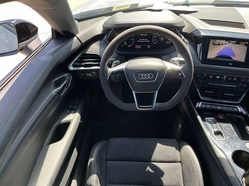 Used 2022 Audi e-tron GT Premium Plus w/ Performance Package image 11