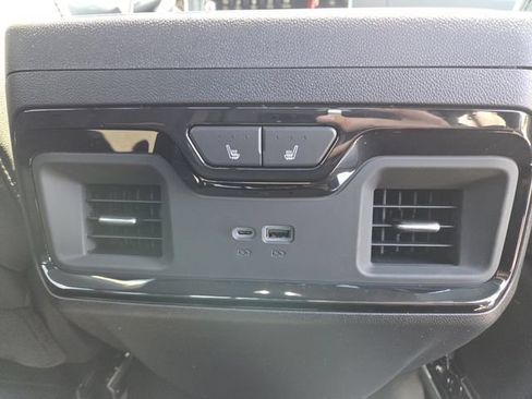 New 2026 GMC Sierra 1500 AT4 w/ AT4 Premium Package AWD/4WD image 19