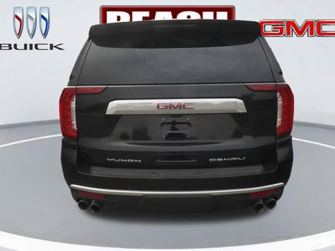 Used 2024 GMC Yukon Denali w/ Denali Reserve Package image 4