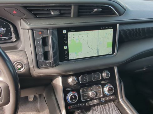 Used 2022 GMC Yukon XL Denali image 21