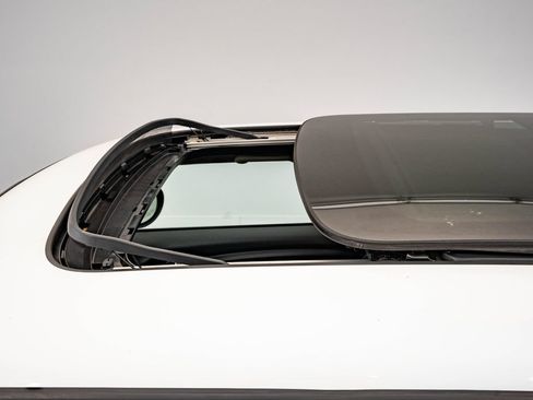 Used 2014 MINI Cooper 2-Door Hardtop FWD image 14