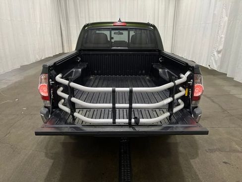 Used 2014 Toyota Tacoma 2WD Double Cab w/ SR5 Package image 12