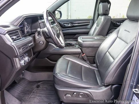 Used 2021 GMC Yukon Denali w/ LPO, Illumination Package image 9