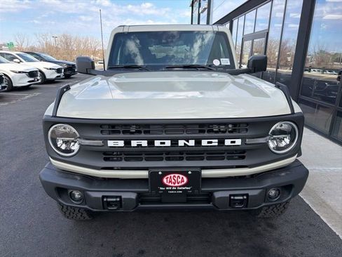 New 2026 Ford Bronco Big Bend w/ Black Diamond Package AWD/4WD image 7