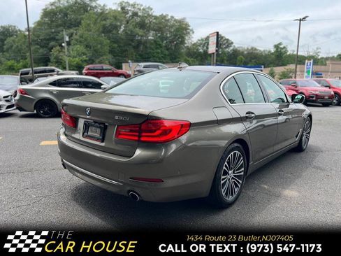 Used 2017 BMW 530i xDrive image 10