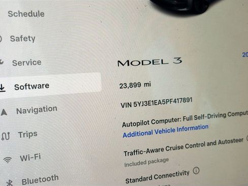 Used 2023 Tesla Model 3 Standard Range RWD image 11