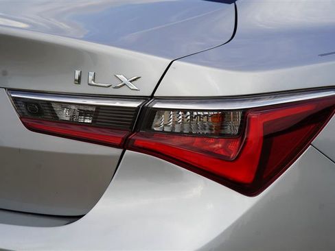 Used 2019 Acura ILX FWD image 39