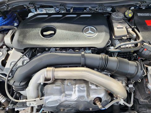 Used 2025 Mercedes-Benz GLA 250 4MATIC image 30