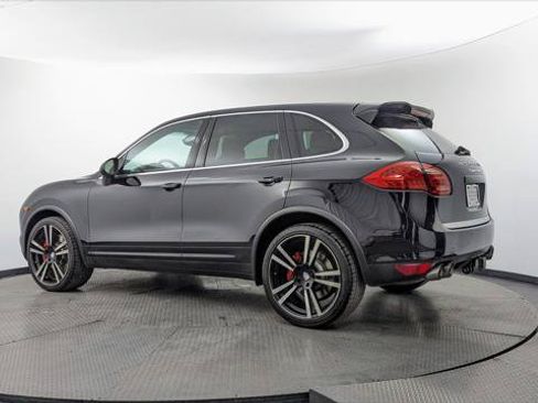 Used 2014 Porsche Cayenne Turbo AWD/4WD image 6