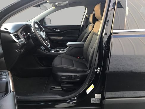 Used 2023 GMC Acadia SLE w/ Driver Convenience Package image 9