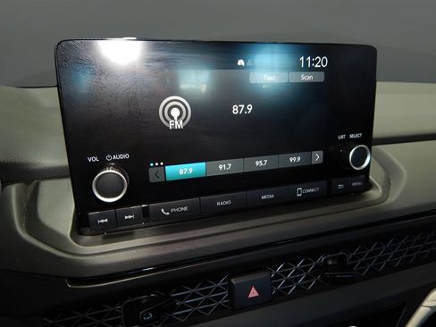 Used 2025 Honda Accord LX image 24
