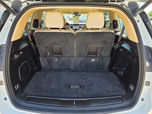 Used 2021 Jeep Grand Cherokee L Limited AWD/4WD image 10
