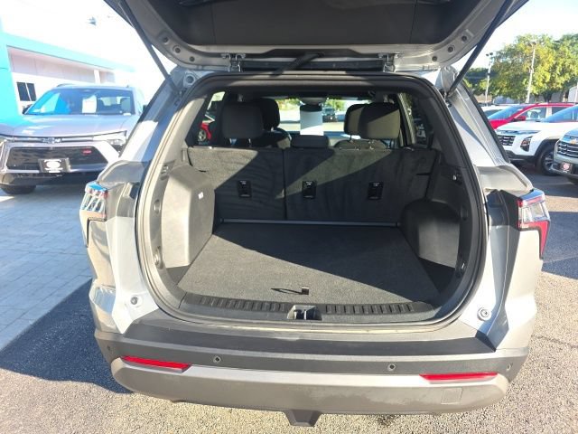 Used 2026 Chevrolet Equinox LT AWD/4WD image 29