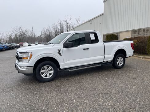 Used 2021 Ford F150 XLT w/ FX4 Off-Road Package AWD/4WD image 8