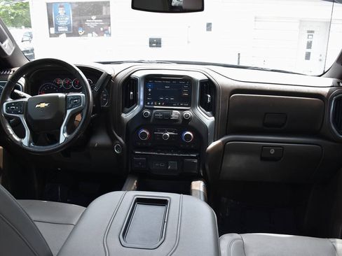 Used 2019 Chevrolet Silverado 1500 LTZ w/ LTZ Convenience Package RWD image 13