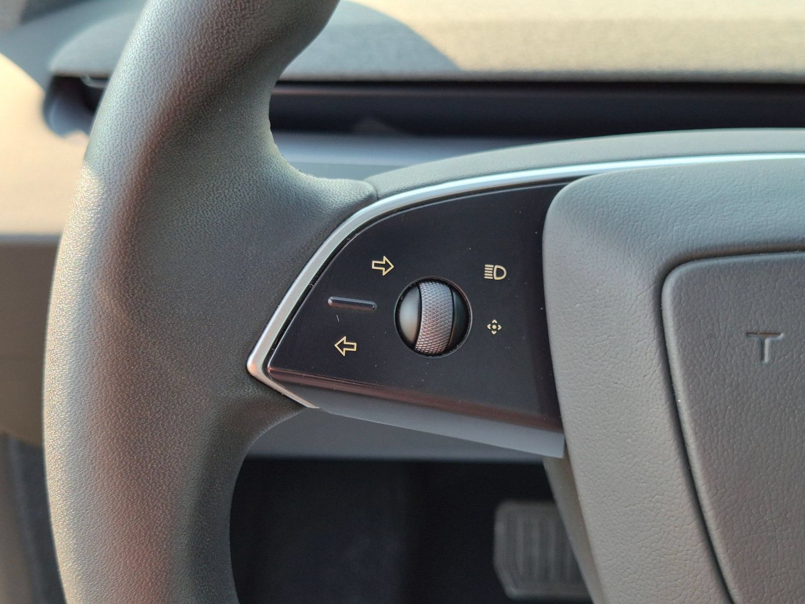 Used 2025 Tesla Model 3 Long Range RWD image 17