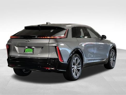 Used 2024 Cadillac Lyriq Luxury RWD image 5