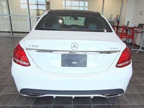 Used 2015 Mercedes-Benz C 300 4MATIC Sedan image 4