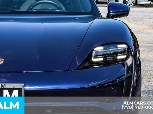 Used 2022 Porsche Taycan 4S image 16