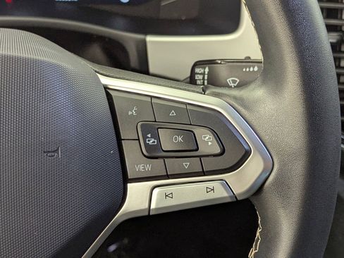 Used 2023 Volkswagen Atlas Cross Sport SE w/ Black Wheel Package image 24