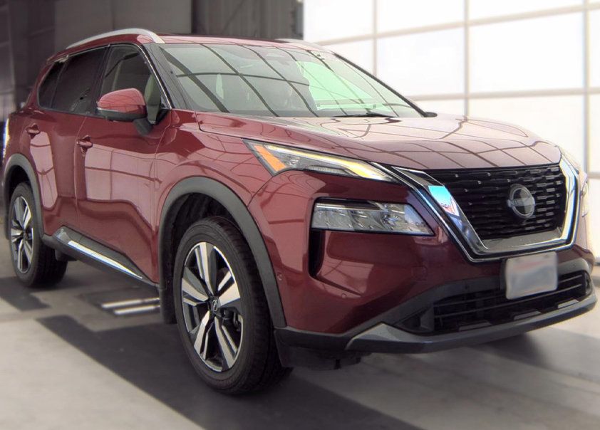 Used 2023 Nissan Rogue SL w/ SL Premium Package FWD image 6
