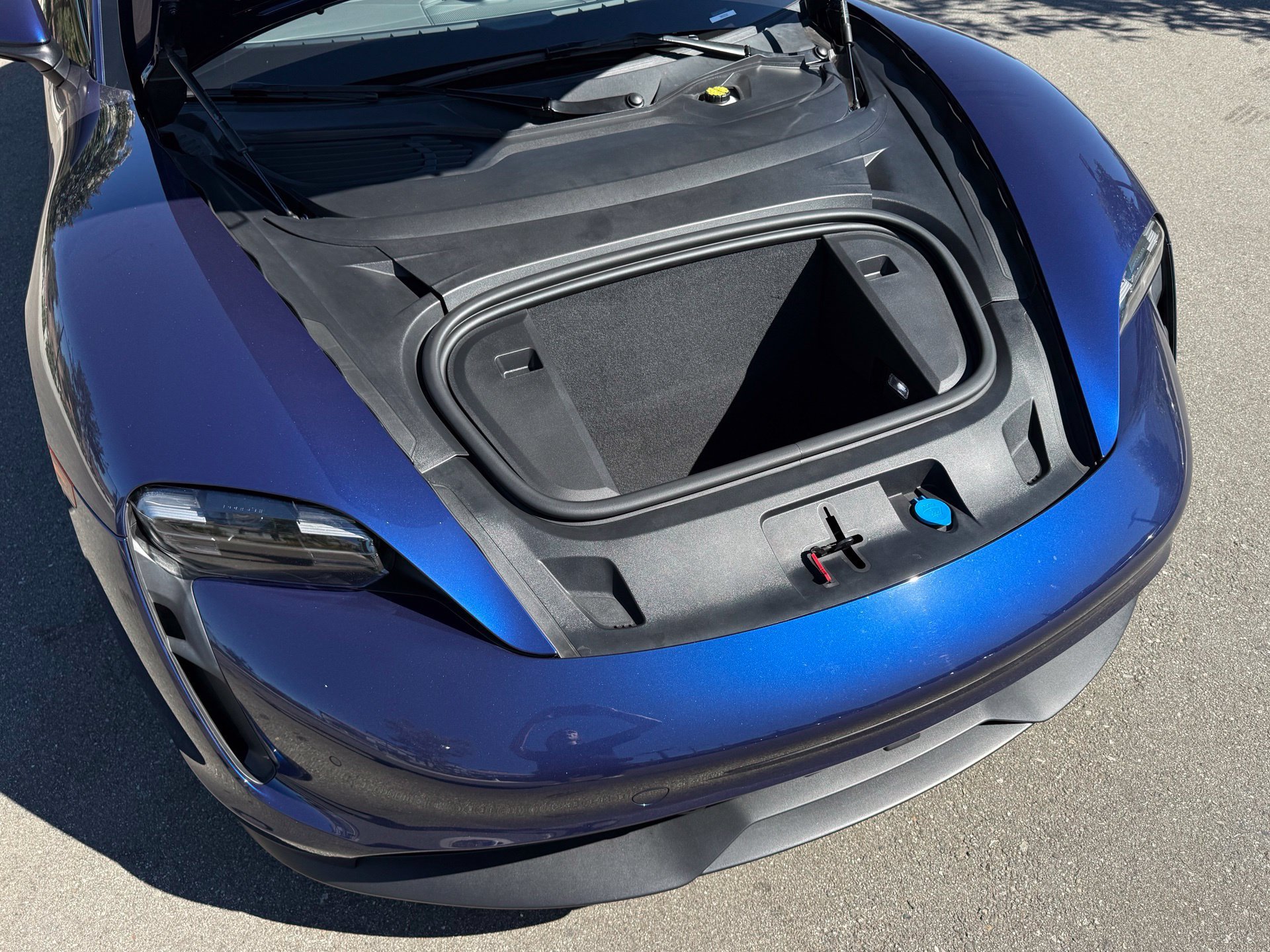Certified 2023 Porsche Taycan 4S AWD/4WD image 32