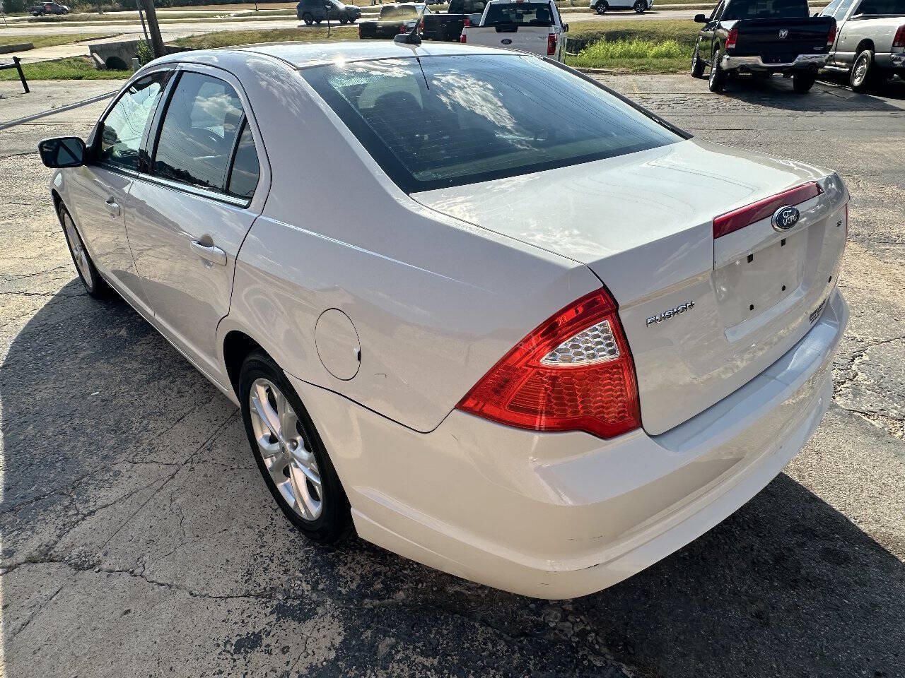 Used 2012 Ford Fusion SE FWD image 6