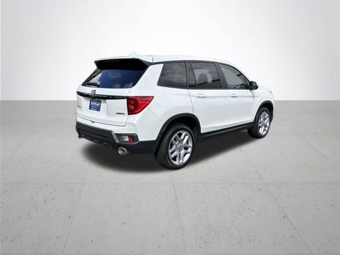 Used 2024 Honda Passport EX-L image 6