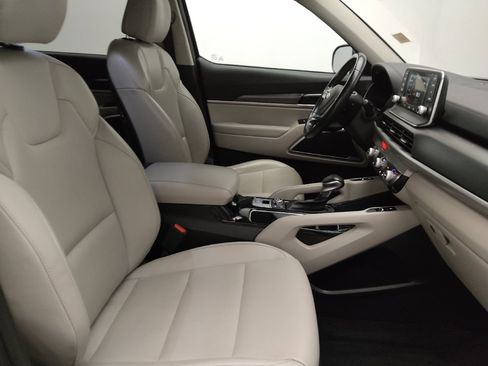 Used 2021 Kia Telluride S AWD/4WD image 21