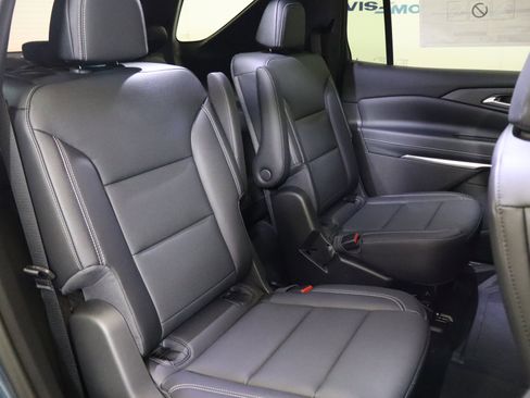 New 2026 Chevrolet Traverse LT w/ Sun and Wheel Package image 20