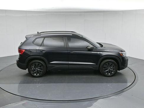 Used 2022 Volkswagen Taos S image 42