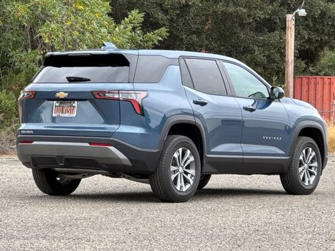 New 2027 Chevrolet Equinox LT FWD image 4