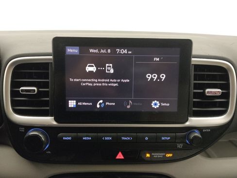 Used 2022 Hyundai Venue SEL FWD image 25