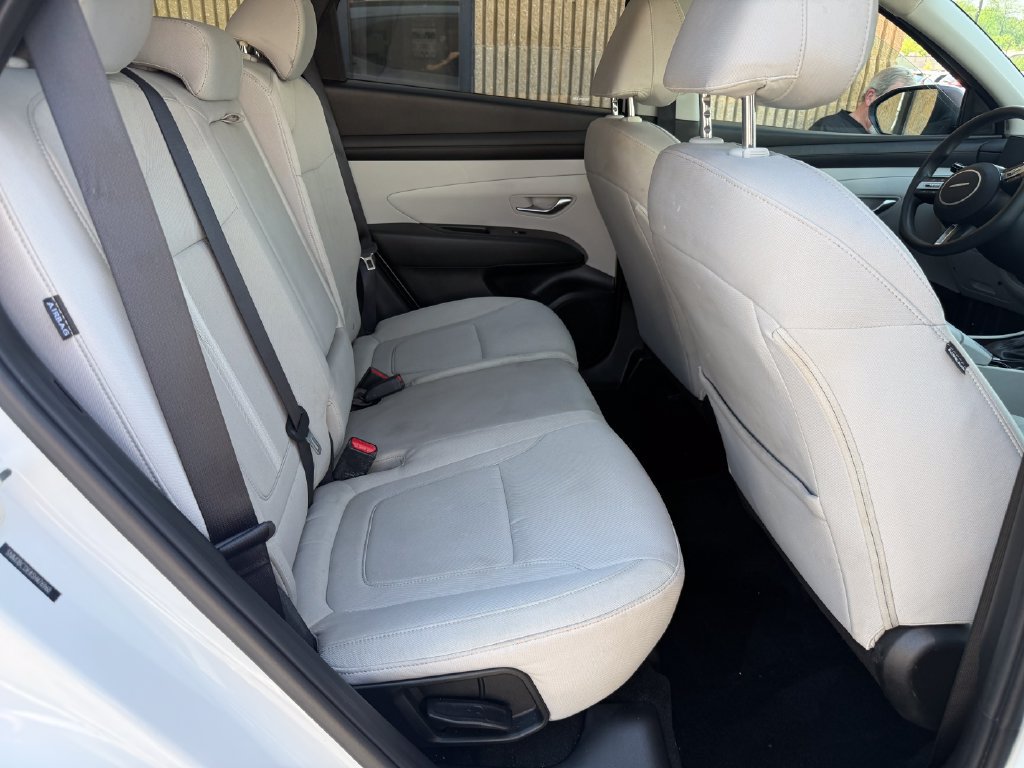 Used 2025 Hyundai Tucson SEL AWD/4WD image 18