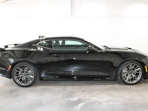 Used 2023 Chevrolet Camaro ZL1 RWD image 11