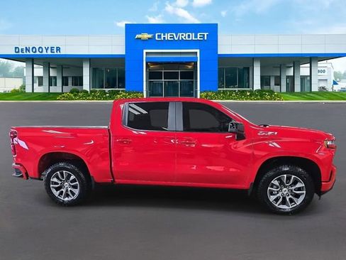 Used 2021 Chevrolet Silverado 1500 RST w/ Z71 Off-Road Package image 4