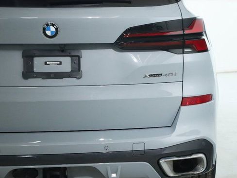 Certified 2024 BMW X5 xDrive40i w/ M Sport Package image 46