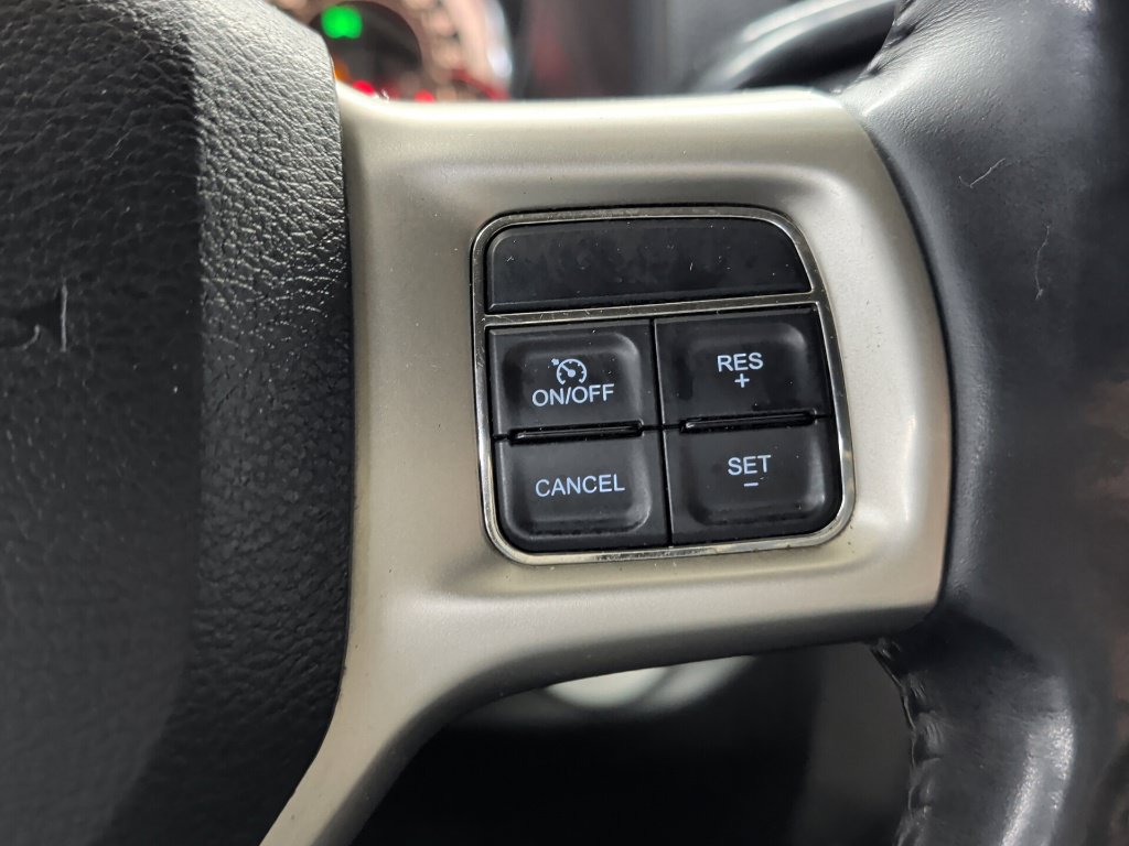 Used 2013 RAM 2500 Laramie w/ Convenience Group AWD/4WD image 14