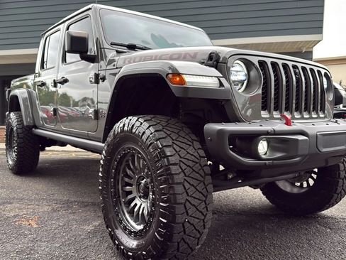 Used 2023 Jeep Gladiator Rubicon w/ LED Lighting Group AWD/4WD image 44